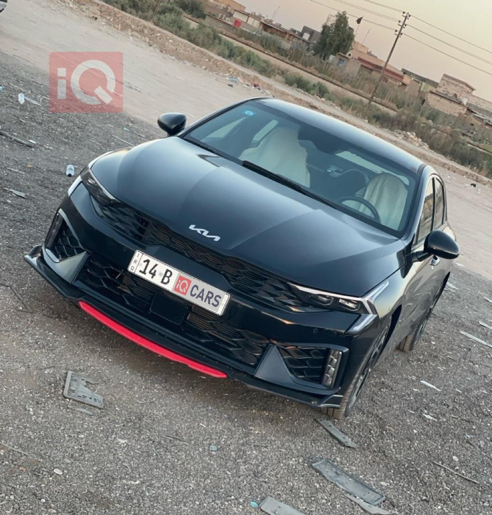 كيا K5